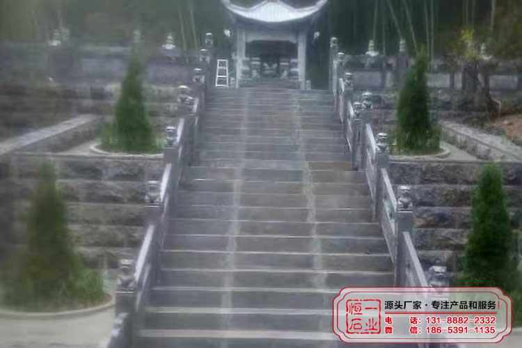 墓园栏杆