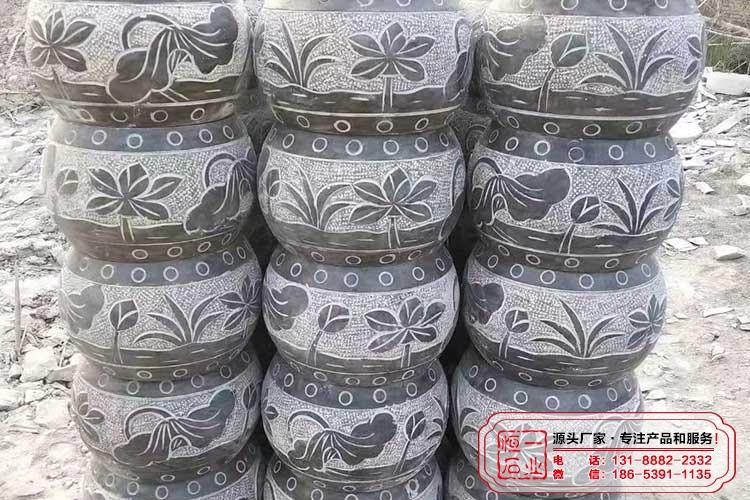 荷花图案柱顶石