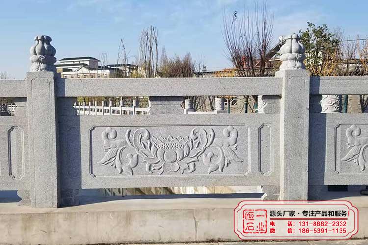 芝麻灰栏杆